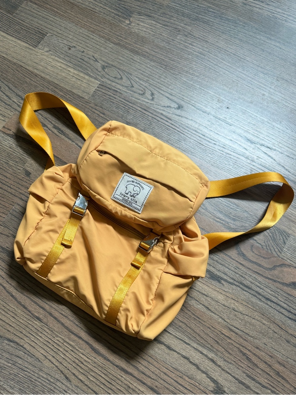 Ivory Ella Backpack! 🎒 - Picture 3 of 13